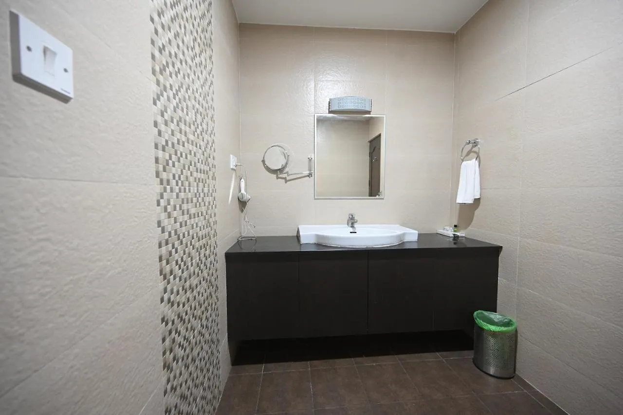 Hotel Bhagavath Gardens Chengannur