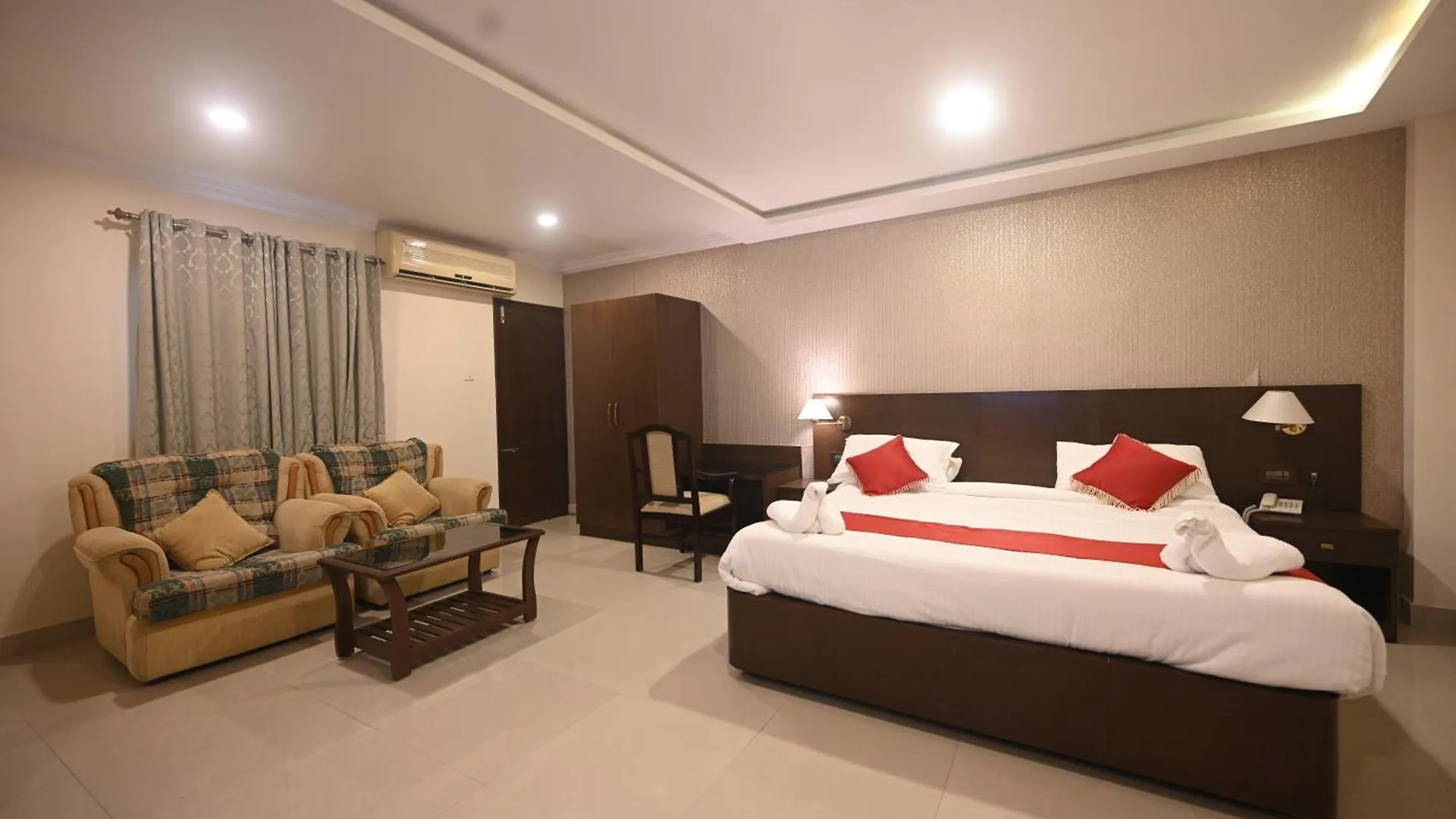 Hotel Bhagavath Gardens Chengannur